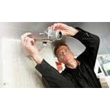 1 industri elektriker fra EL:CON en hel dag